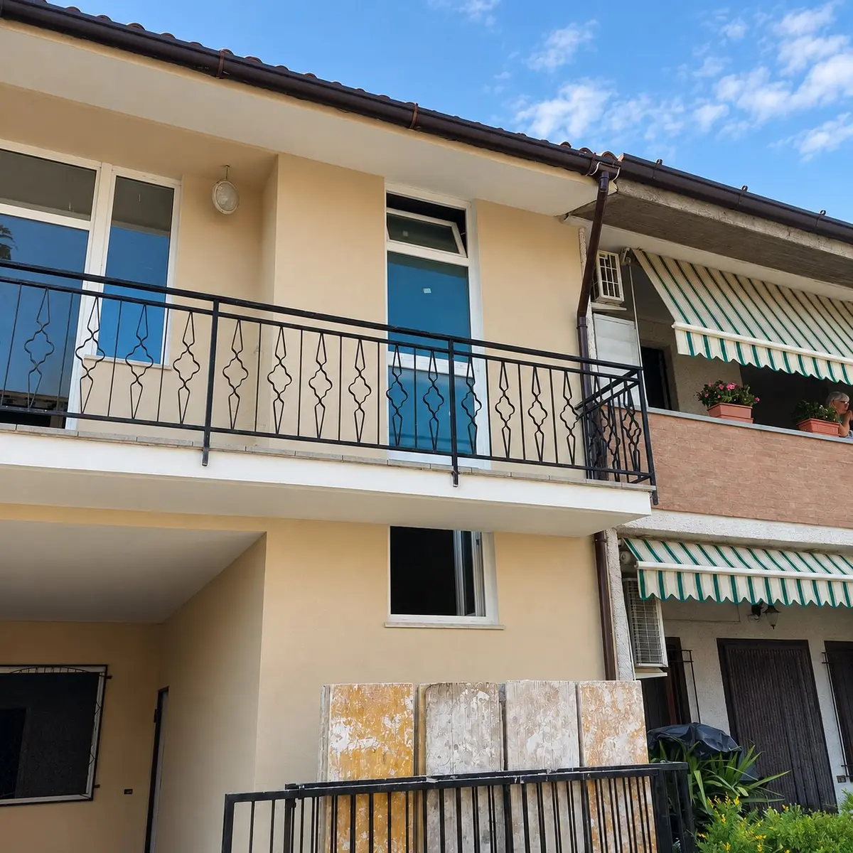 Facciata residenziale - cantiere di Amici di Egitto Edilizia
