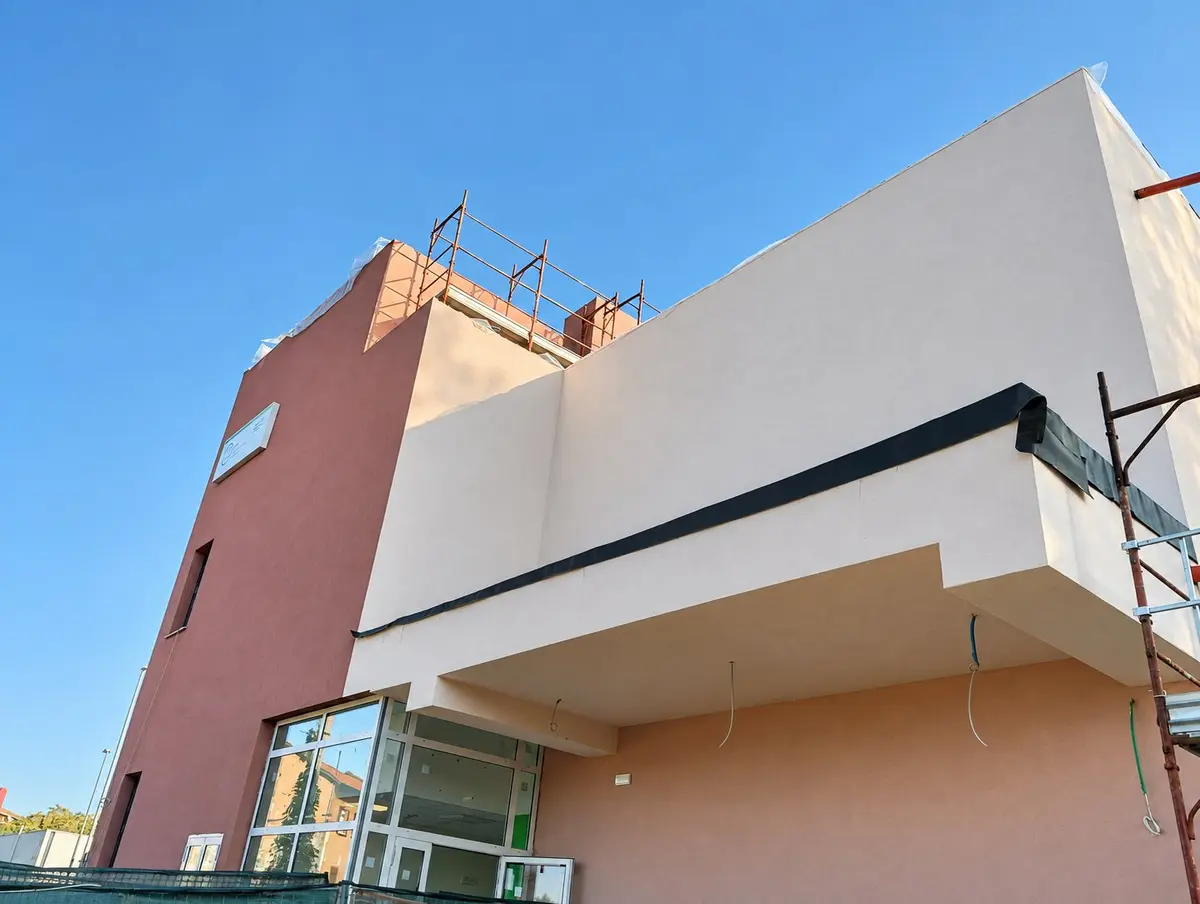 Ingresso pensilina - cantiere di Amici di Egitto Edilizia